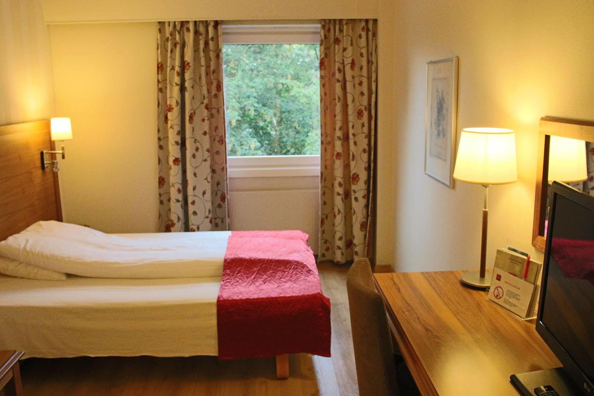 Thon Partner Hotel Backlund Levanger Exterior foto
